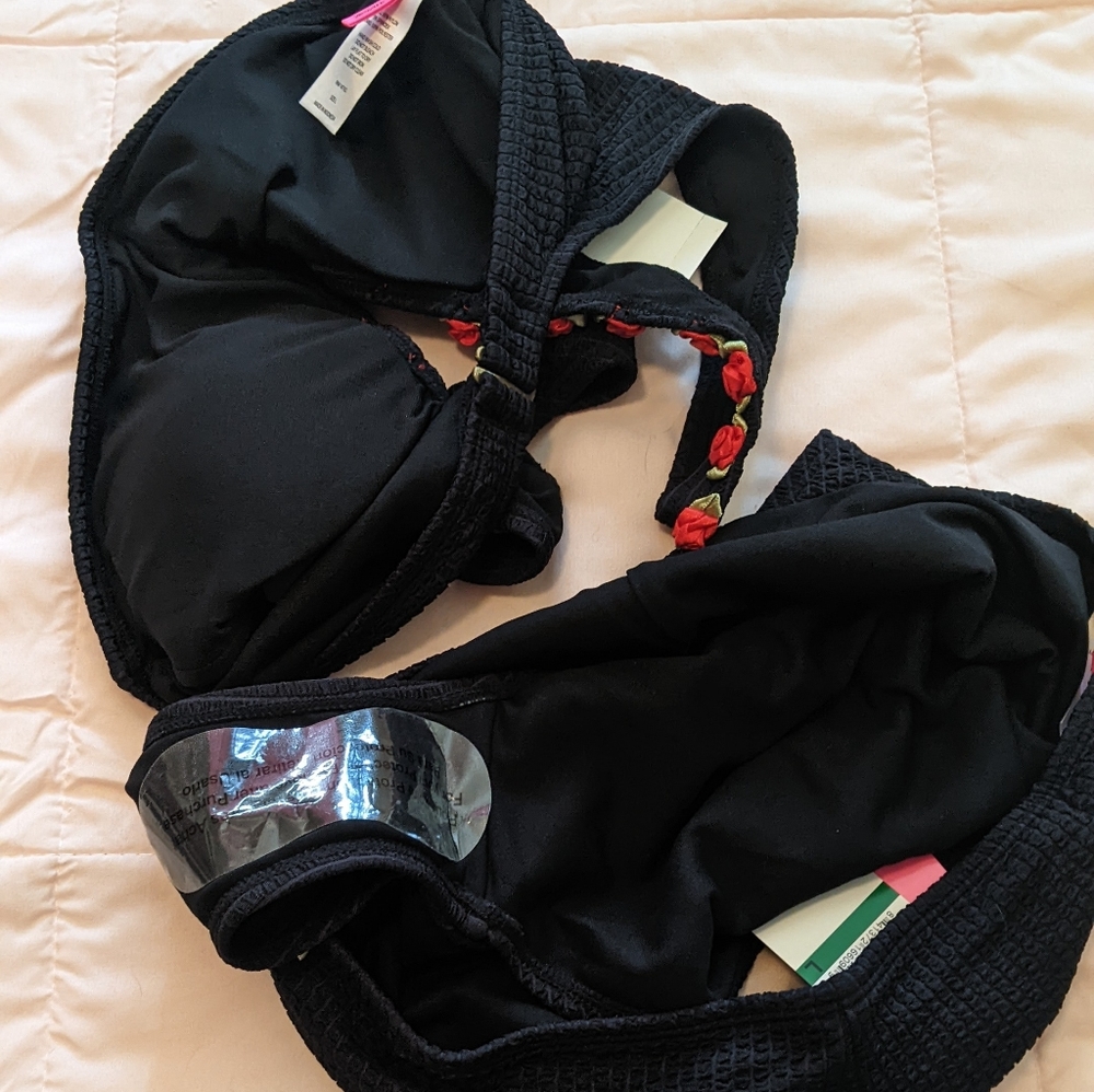 Betsey Johnson🎉HP🎉 Bikini Set - Picture 12 of 16